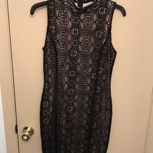 FORVER 21 | Nude and Lace Dress